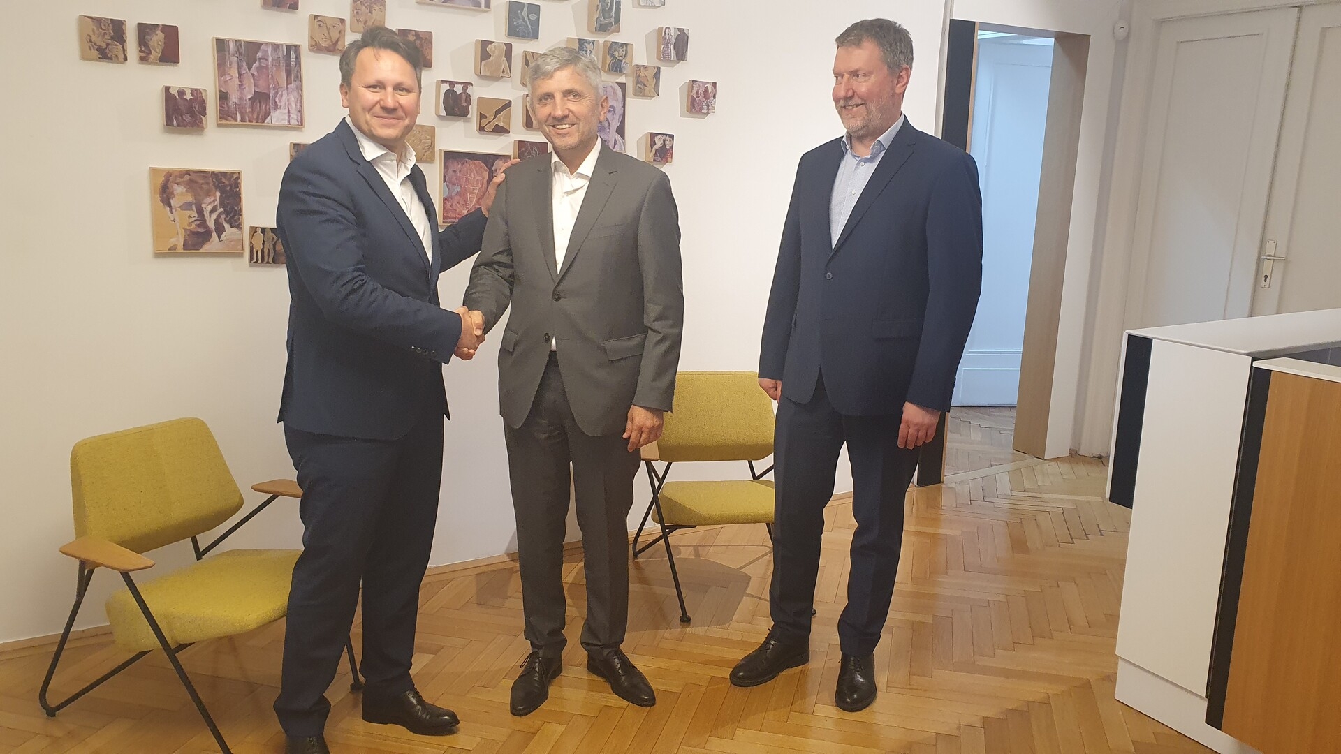 Otvoreni javni poziv za proizvođače voća i povrća iz Slavonije